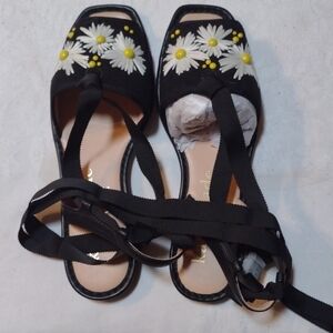 kate spade Black Daisy Embellished Lace-Up Sandals with White and Yellow Flowers